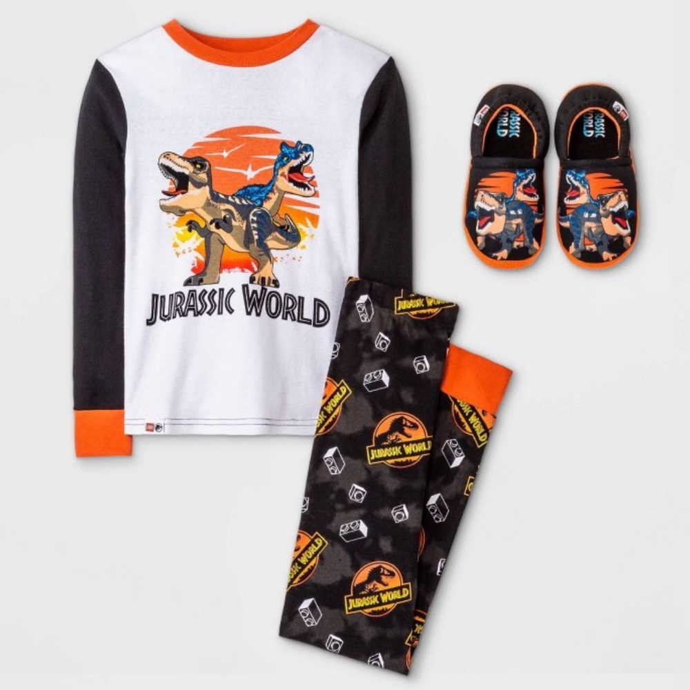 *NWT* Jurassic World LEGO Pajamas